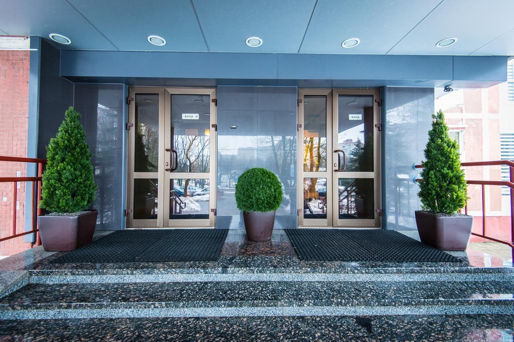 Zvezda Hotel Minsk Dış mekan fotoğraf