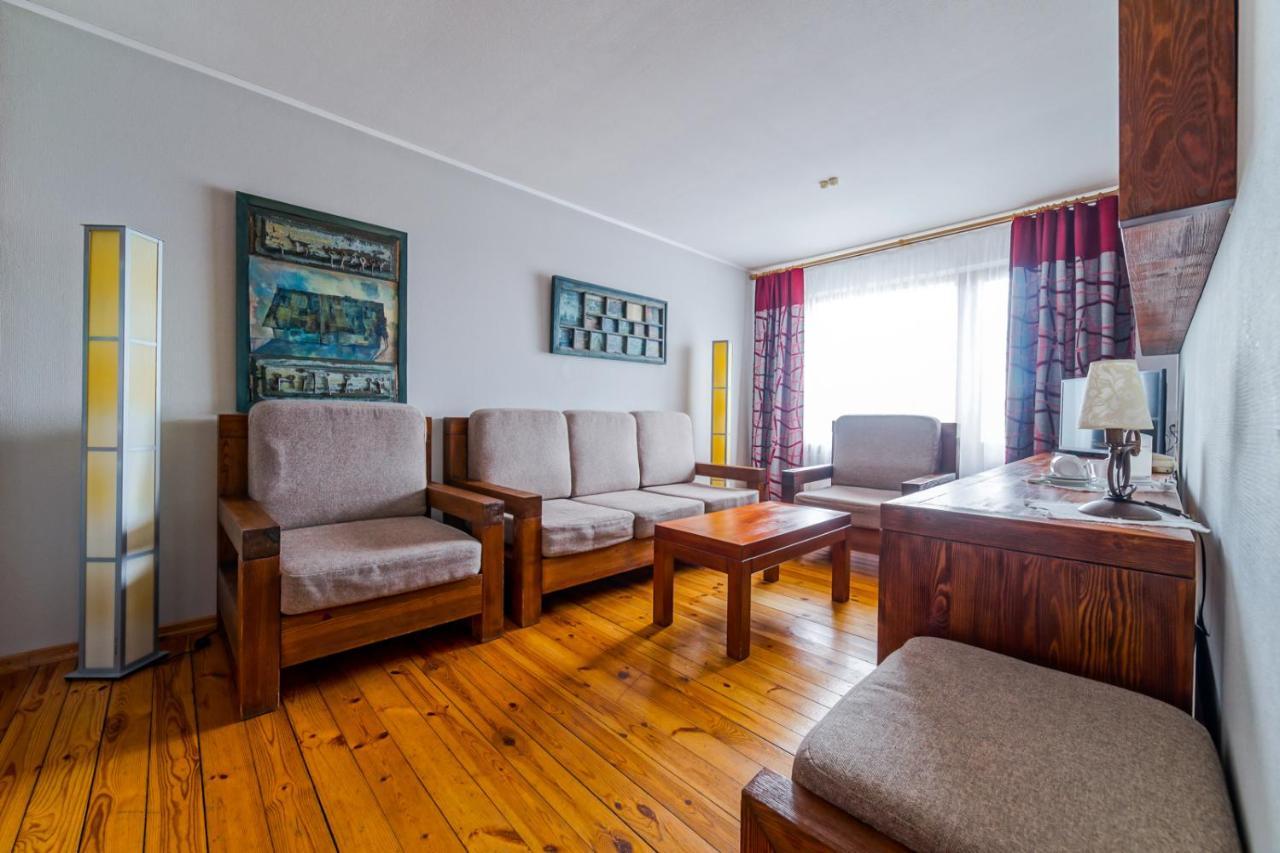 Zvezda Hotel Minsk Dış mekan fotoğraf