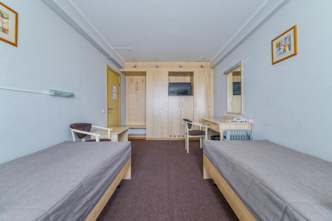 Zvezda Hotel Minsk Dış mekan fotoğraf